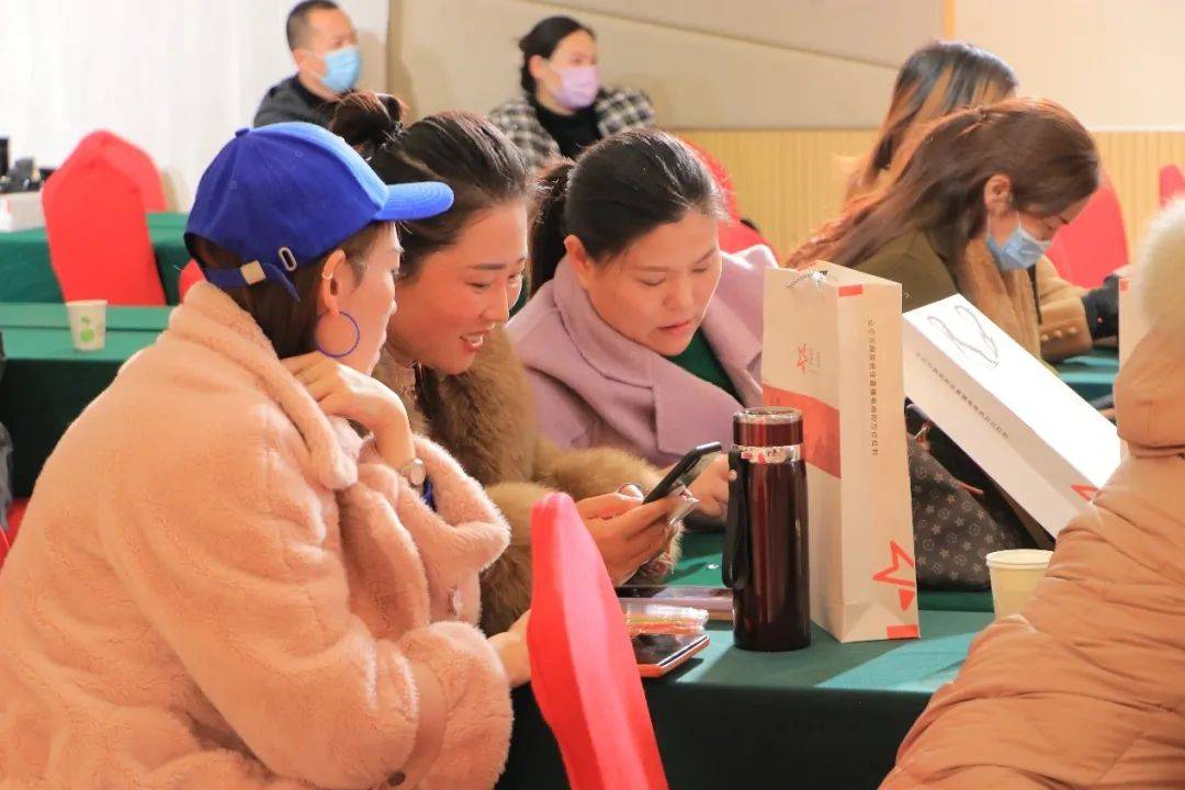 感謝星播，帶來了抖音電商新方法，為臨沂人長期免費教培